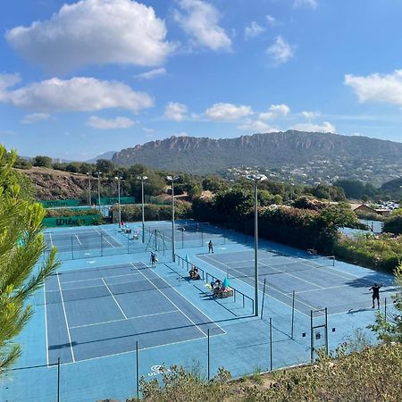 Agay Cap Esterel Village Allee Fleurs - F2 Clim Vue Golf Et Mer - Grande Terrasse Plein Sud Saint-Raphael  Bagian luar foto