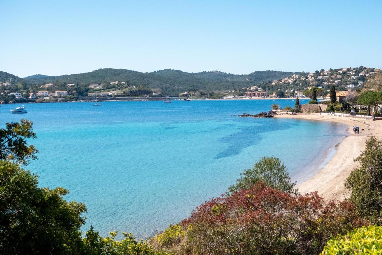 Agay Cap Esterel Village Allee Fleurs - F2 Clim Vue Golf Et Mer - Grande Terrasse Plein Sud Saint-Raphael  Bagian luar foto
