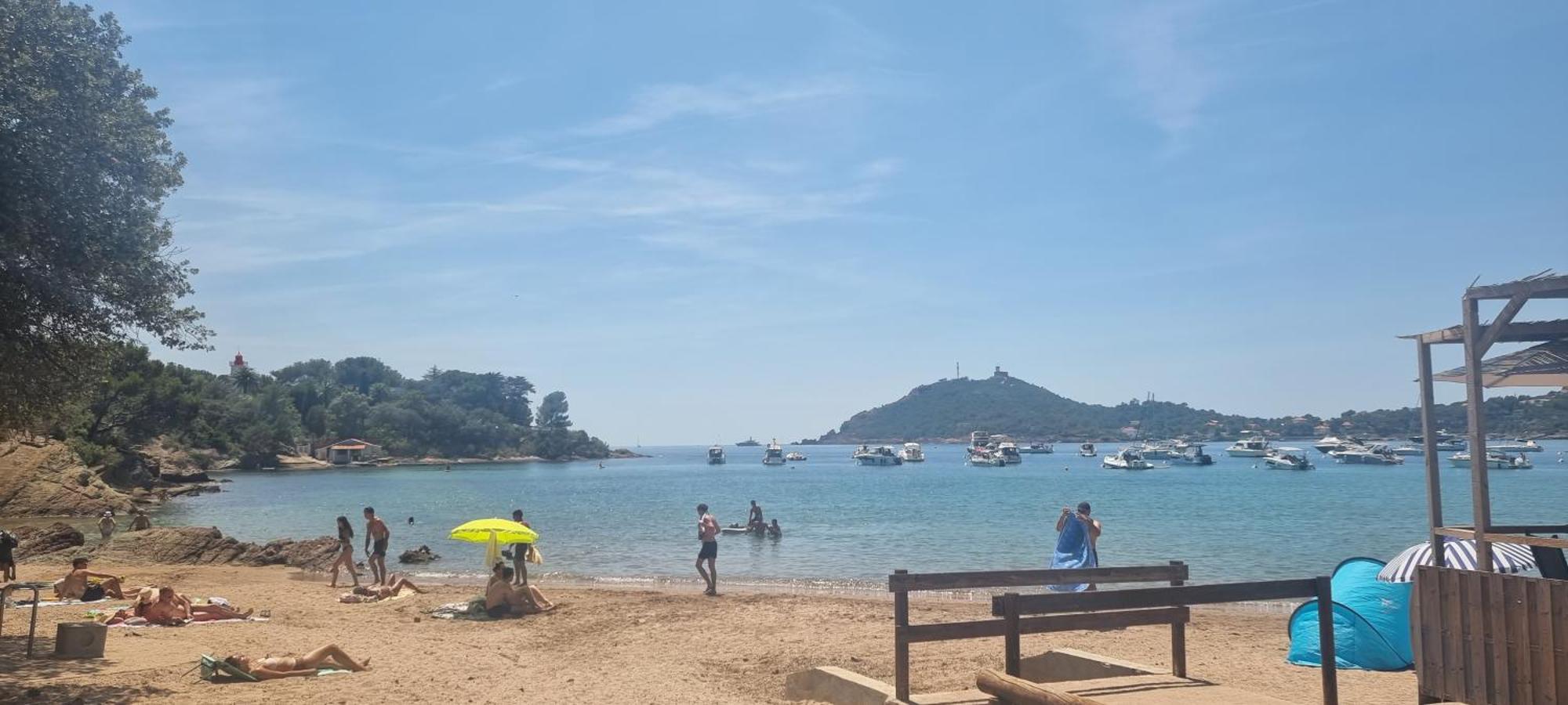 Agay Cap Esterel Village Allee Fleurs - F2 Clim Vue Golf Et Mer - Grande Terrasse Plein Sud Saint-Raphael  Bagian luar foto